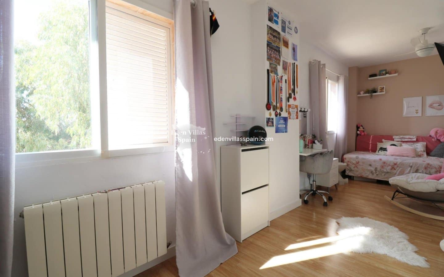 4 quarto Bungalow para venda em Santa Pola com piscina - 349 000 € (Ref: 9362988)