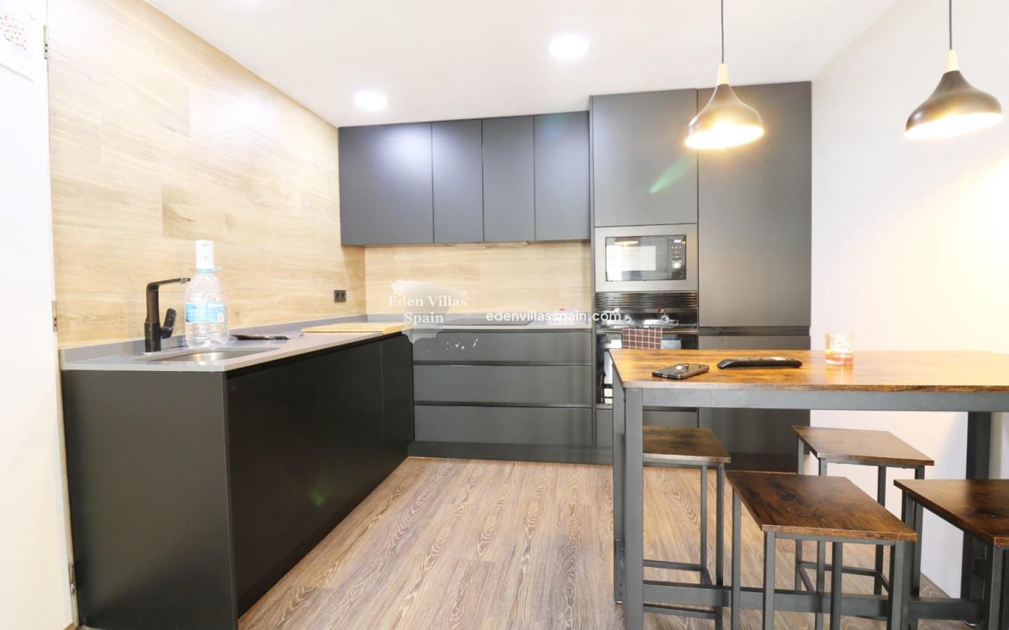 4 quarto Bungalow para venda em Santa Pola com piscina - 349 000 € (Ref: 9362988)