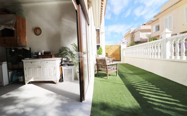 4 quarto Bungalow para venda em Santa Pola com piscina - 349 000 € (Ref: 9362988)