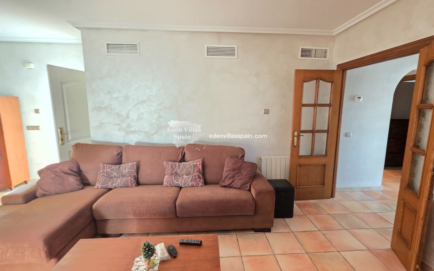 4 soverom Villa til salgs i Catral med svømmebasseng garasje - € 389 000 (Ref: 9378433)