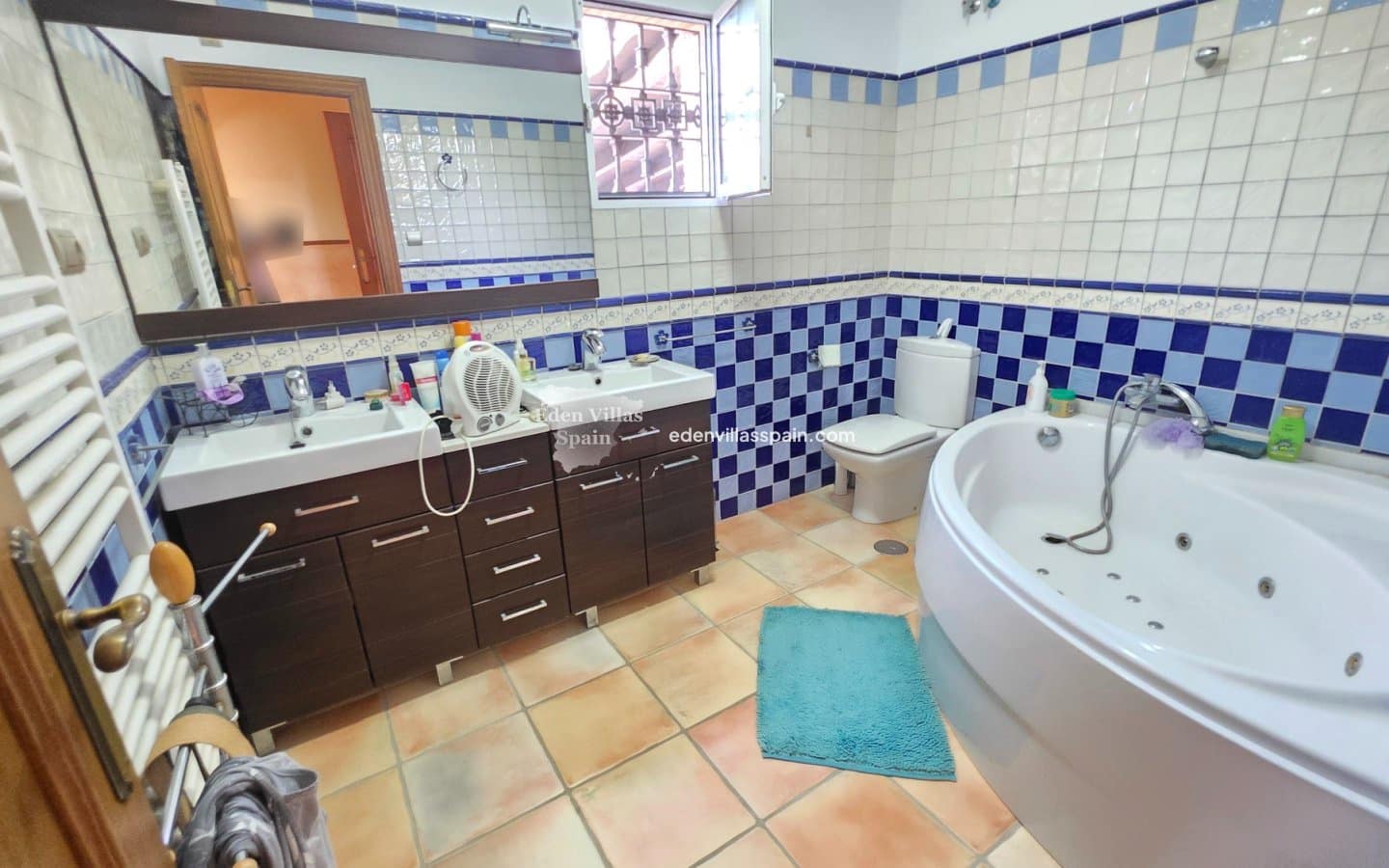 4 soverom Villa til salgs i Catral med svømmebasseng garasje - € 389 000 (Ref: 9378433)