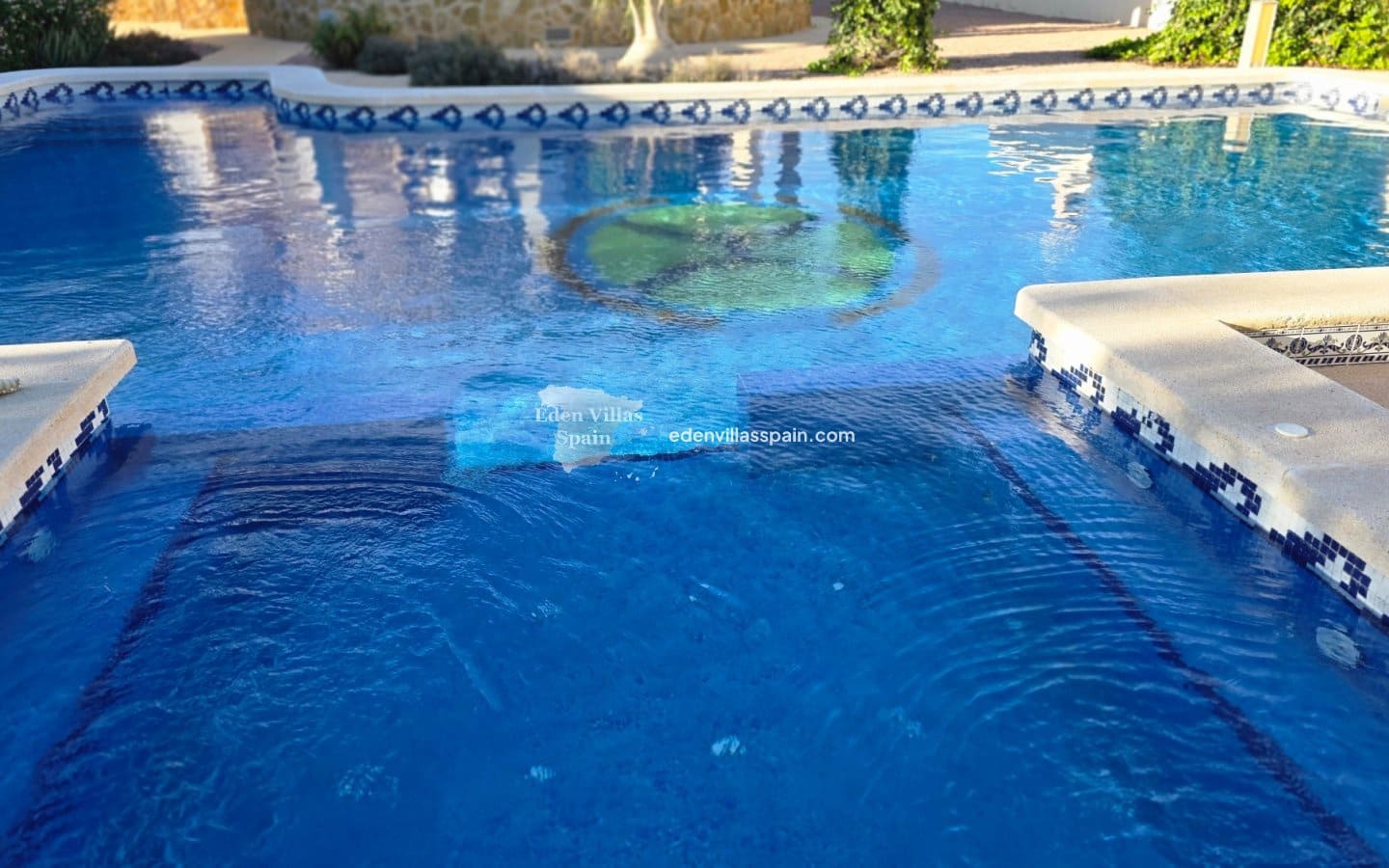 4 slaapkamer Villa te koop in Alicante stad met zwembad garage - € 389.000 (Ref: 9378434)