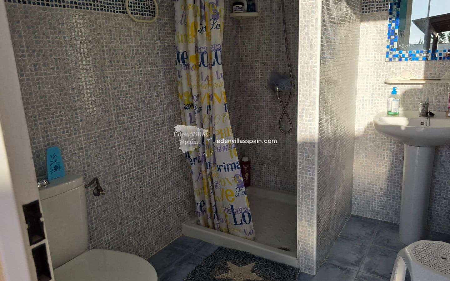 4 slaapkamer Villa te koop in Alicante stad met zwembad garage - € 389.000 (Ref: 9378434)