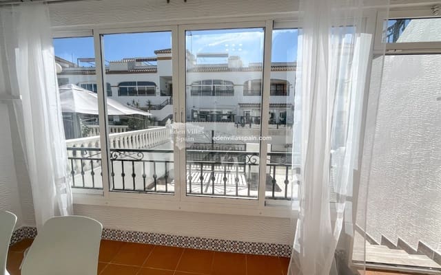 2 soveværelse Finca/Landehus til salg i Los Montesinos med swimmingpool - € 129.000 (Ref: 9383514)