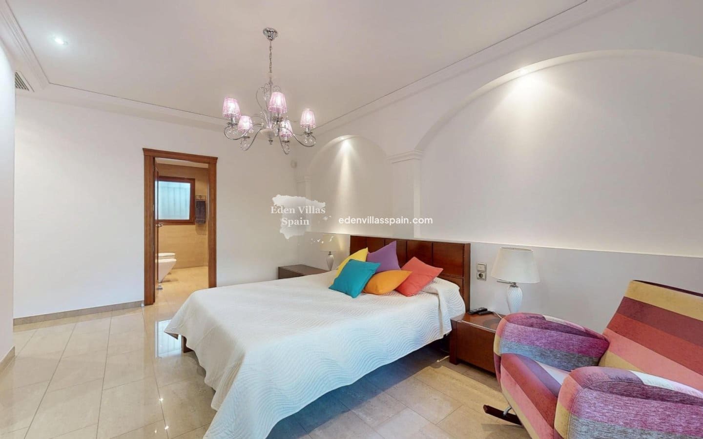 8 slaapkamer Villa te koop in Elche / Elx met zwembad - € 1.200.000 (Ref: 9400113)