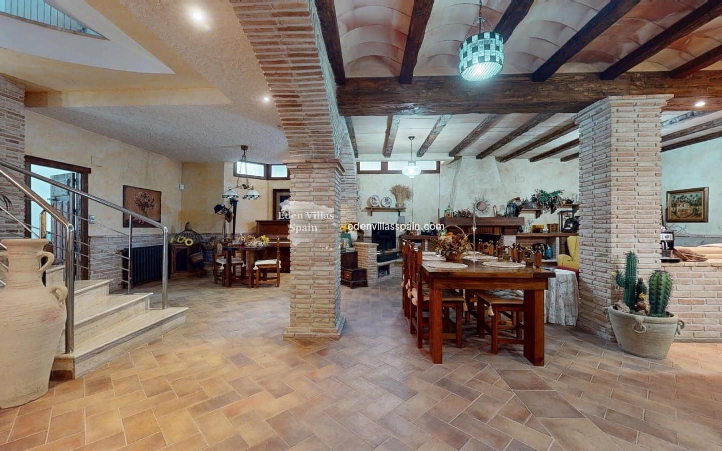 8 slaapkamer Villa te koop in Elche / Elx met zwembad - € 1.200.000 (Ref: 9400113)