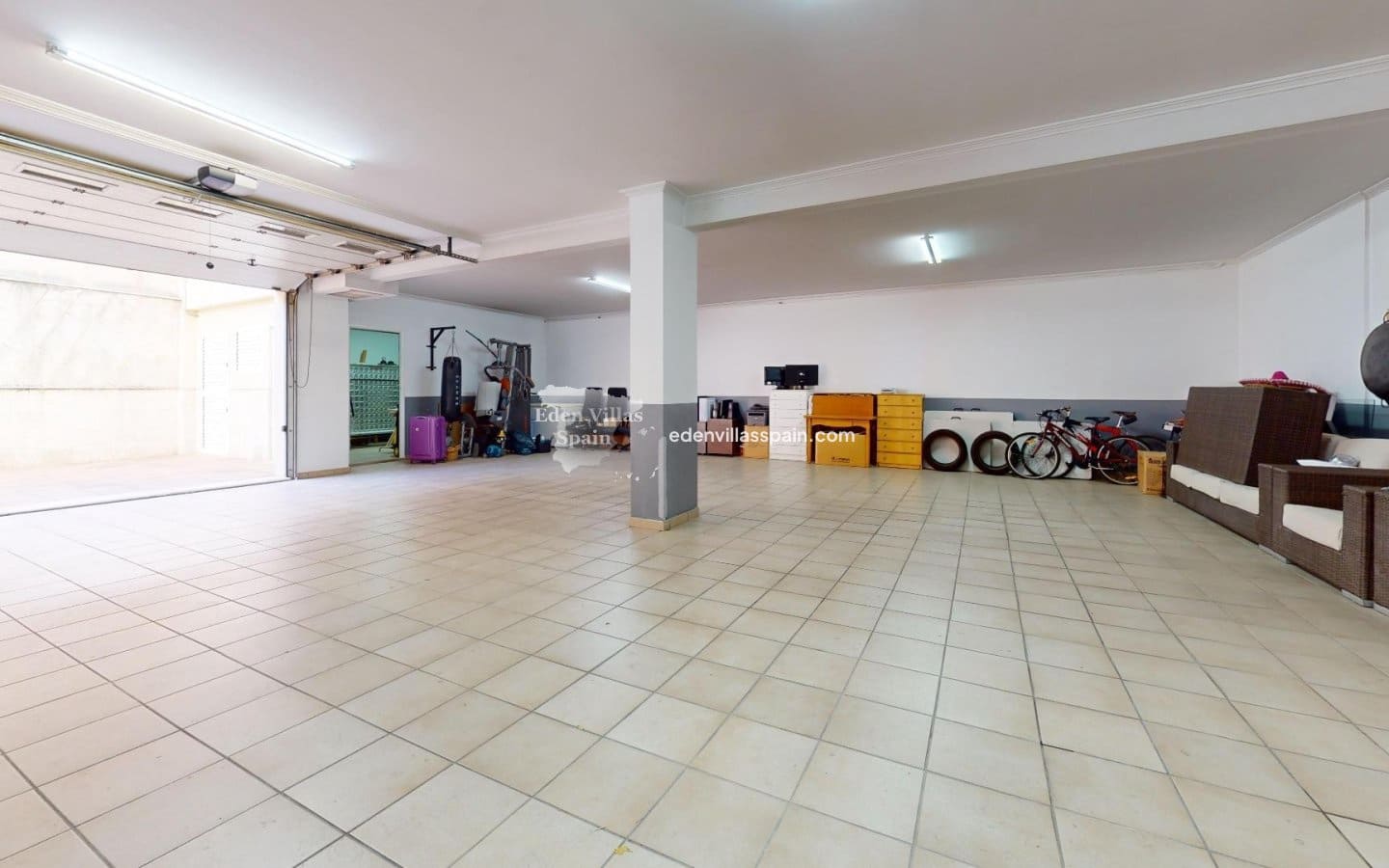 8 slaapkamer Villa te koop in Elche / Elx met zwembad - € 1.200.000 (Ref: 9400113)