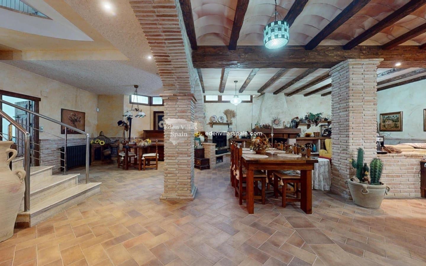 8 slaapkamer Villa te koop in Elche / Elx met zwembad - € 1.200.000 (Ref: 9400113)