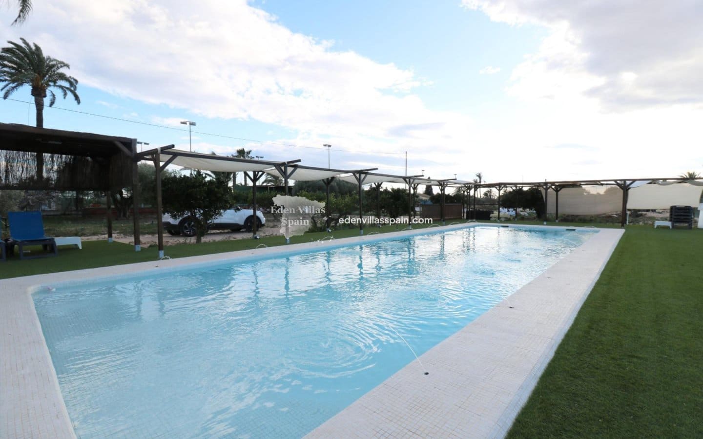 4 slaapkamer Finca/Landhuis te koop in Elche / Elx met zwembad - € 590.000 (Ref: 9404425)