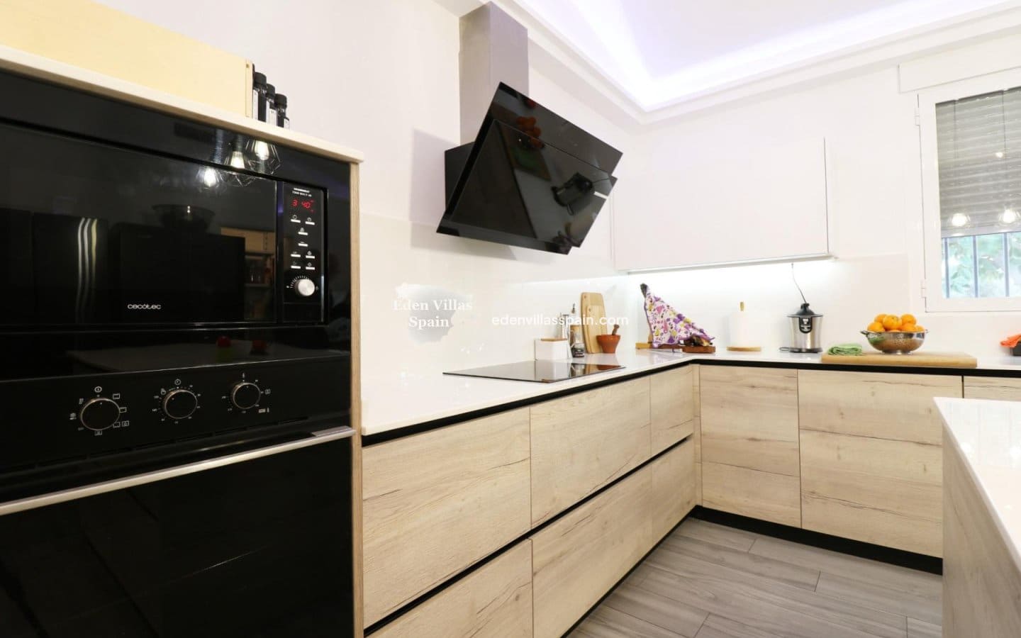 4 slaapkamer Finca/Landhuis te koop in Elche / Elx met zwembad - € 590.000 (Ref: 9404425)