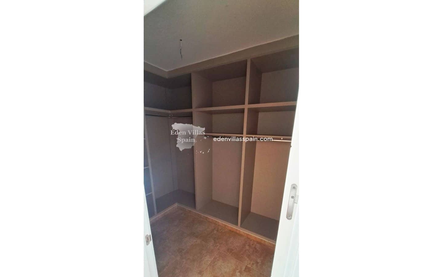 5 bedroom Villa for sale in Catral - € 485,000 (Ref: 9421531)