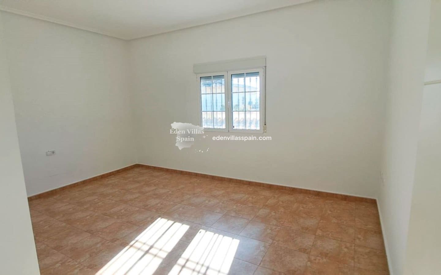 5 bedroom Villa for sale in Catral - € 485,000 (Ref: 9421531)