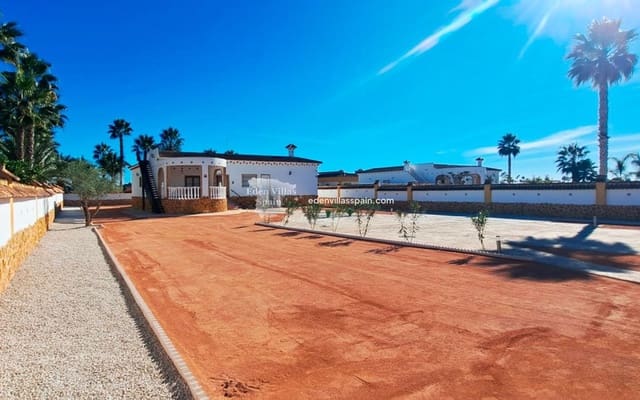 5 bedroom Villa for sale in Catral - € 485,000 (Ref: 9421531)