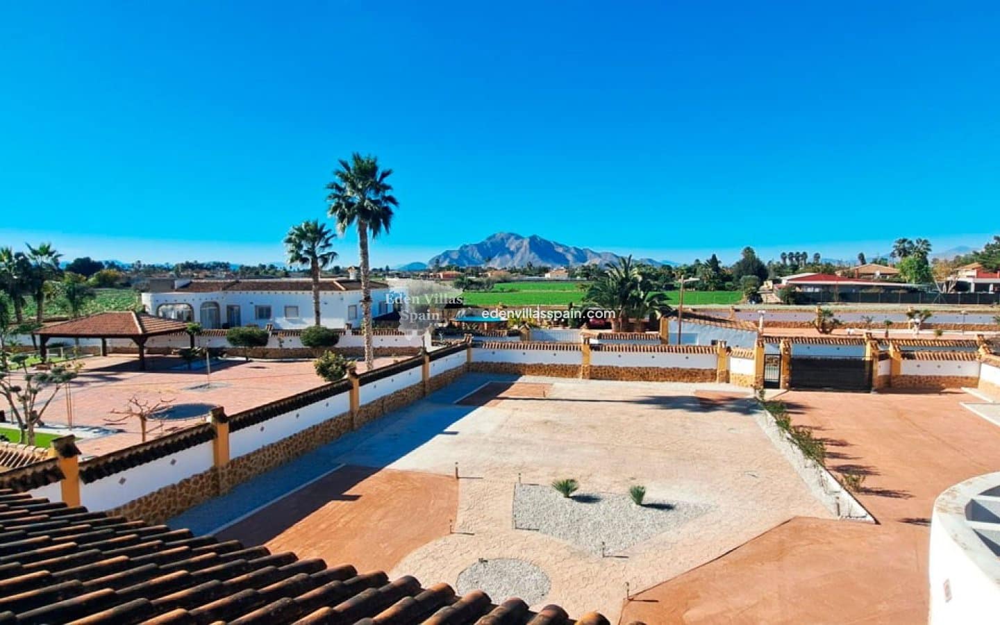 5 bedroom Villa for sale in Catral - € 485,000 (Ref: 9421531)