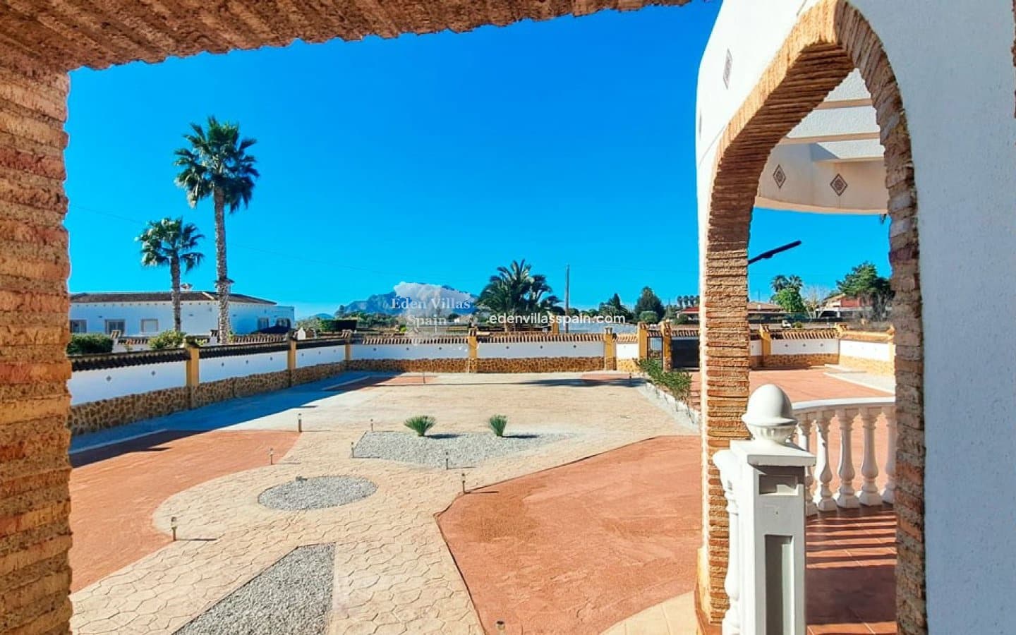 5 bedroom Villa for sale in Catral - € 485,000 (Ref: 9421531)
