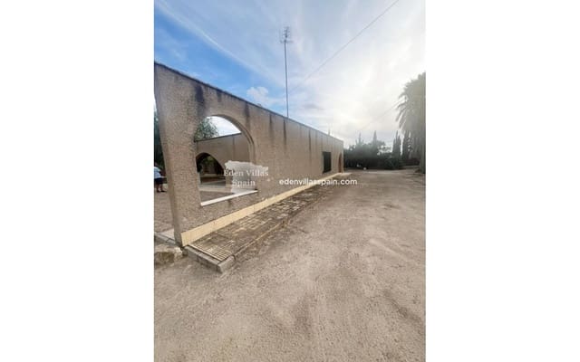 4 soveværelse Finca/Landehus til salg i Elche / Elx med swimmingpool - € 290.000 (Ref: 9421679)