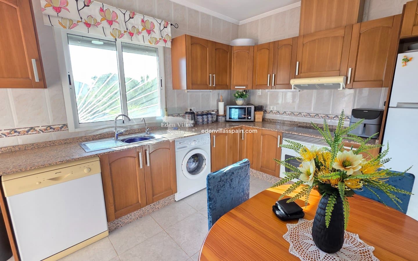 3 soveværelse Finca/Landehus til salg i Catral - € 299.950 (Ref: 9432538)