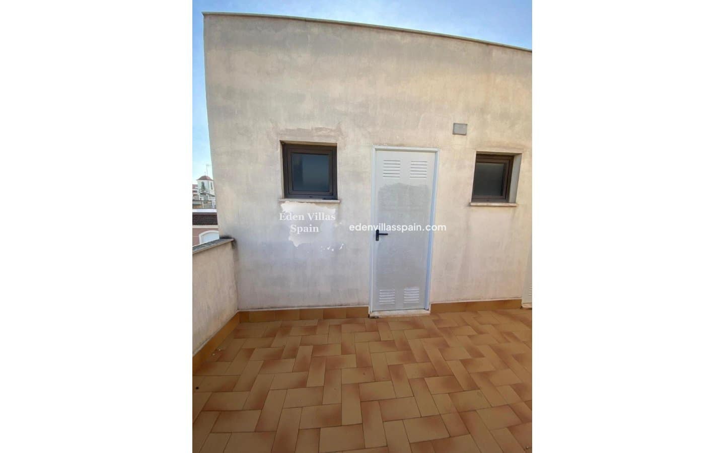 3 bedroom Apartment for sale in Alicante / Alacant city - € 145,000 (Ref: 9491712)