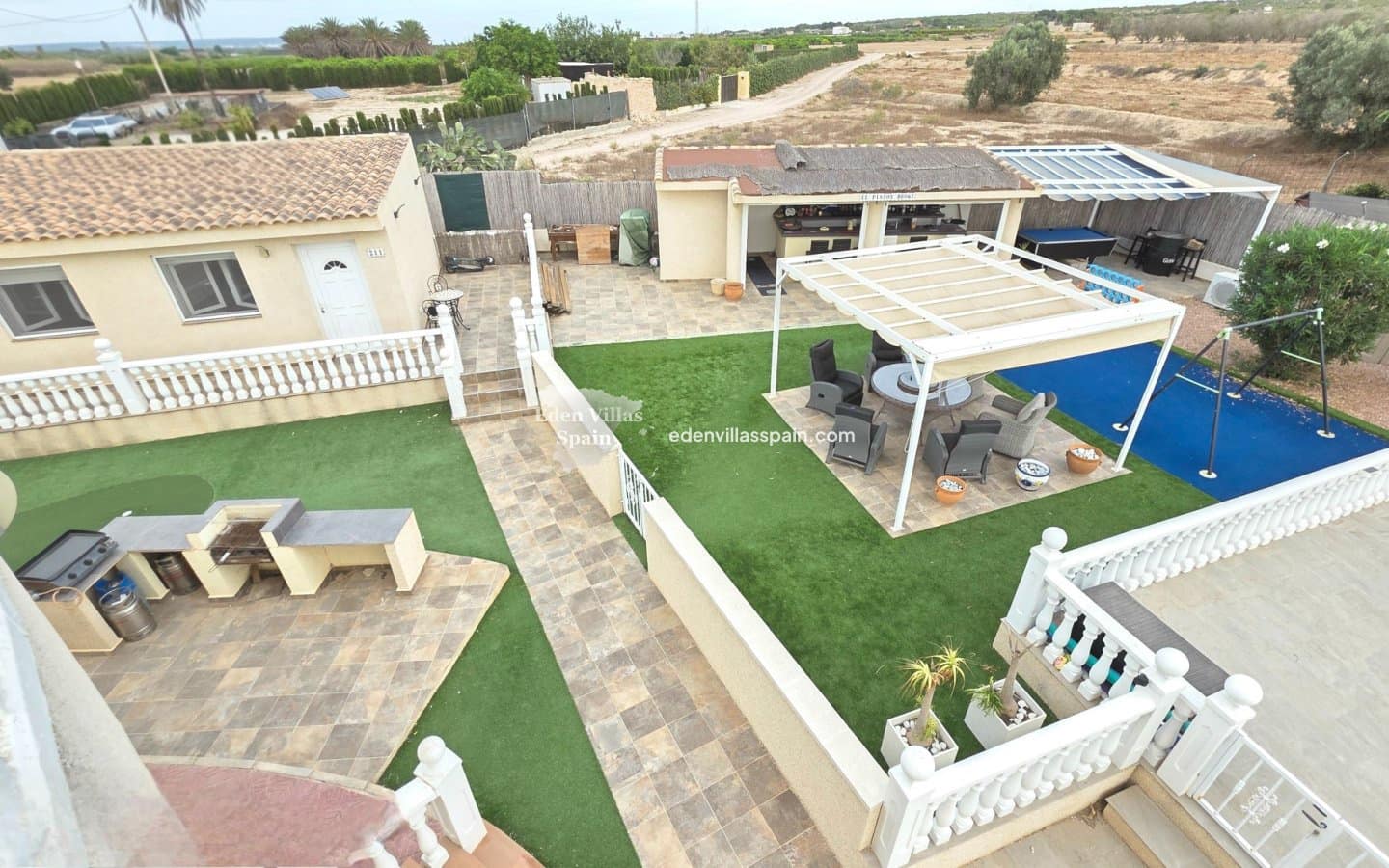 5 bedroom Finca/Country House for sale in La Marina with pool - € 520,000 (Ref: 9491851)