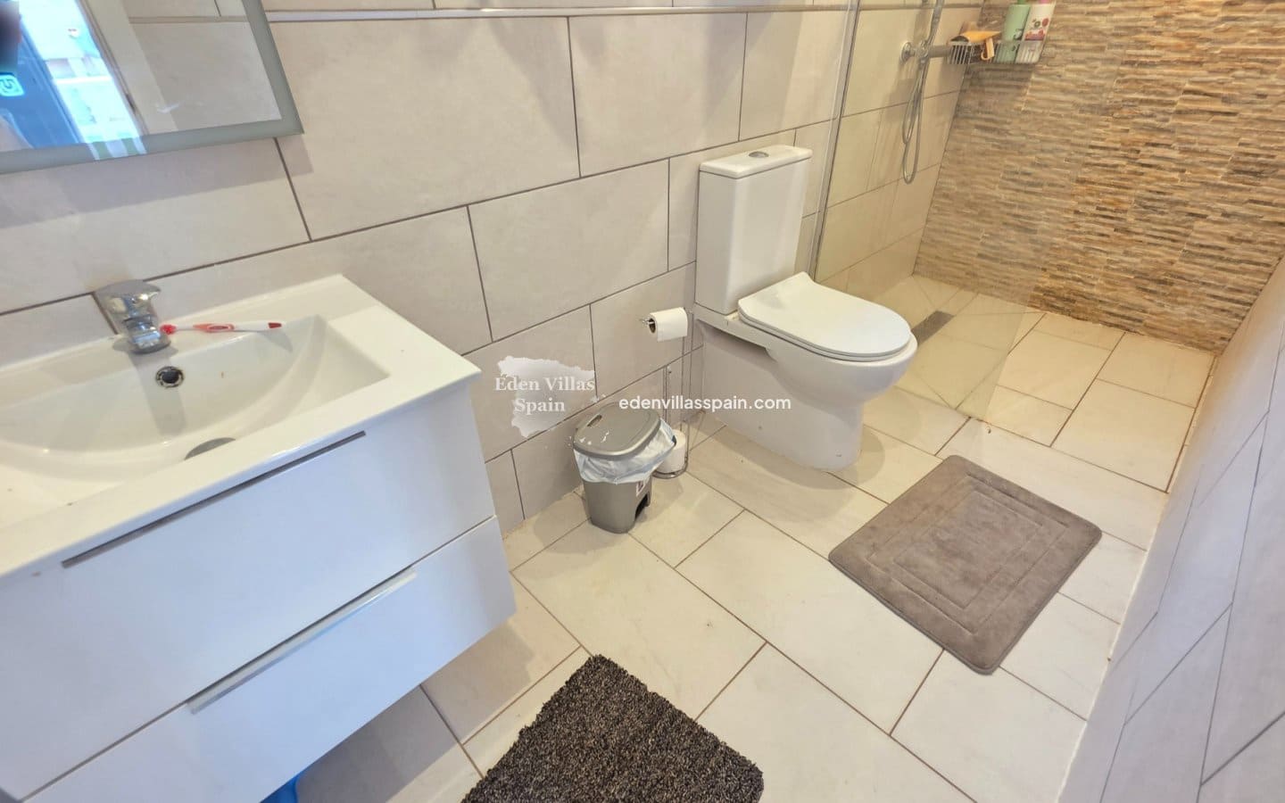 5 makuuhuone Huvila myytävänä paikassa Alicante kaupunki mukana uima-altaan - 520 000 € (Ref: 9491891)