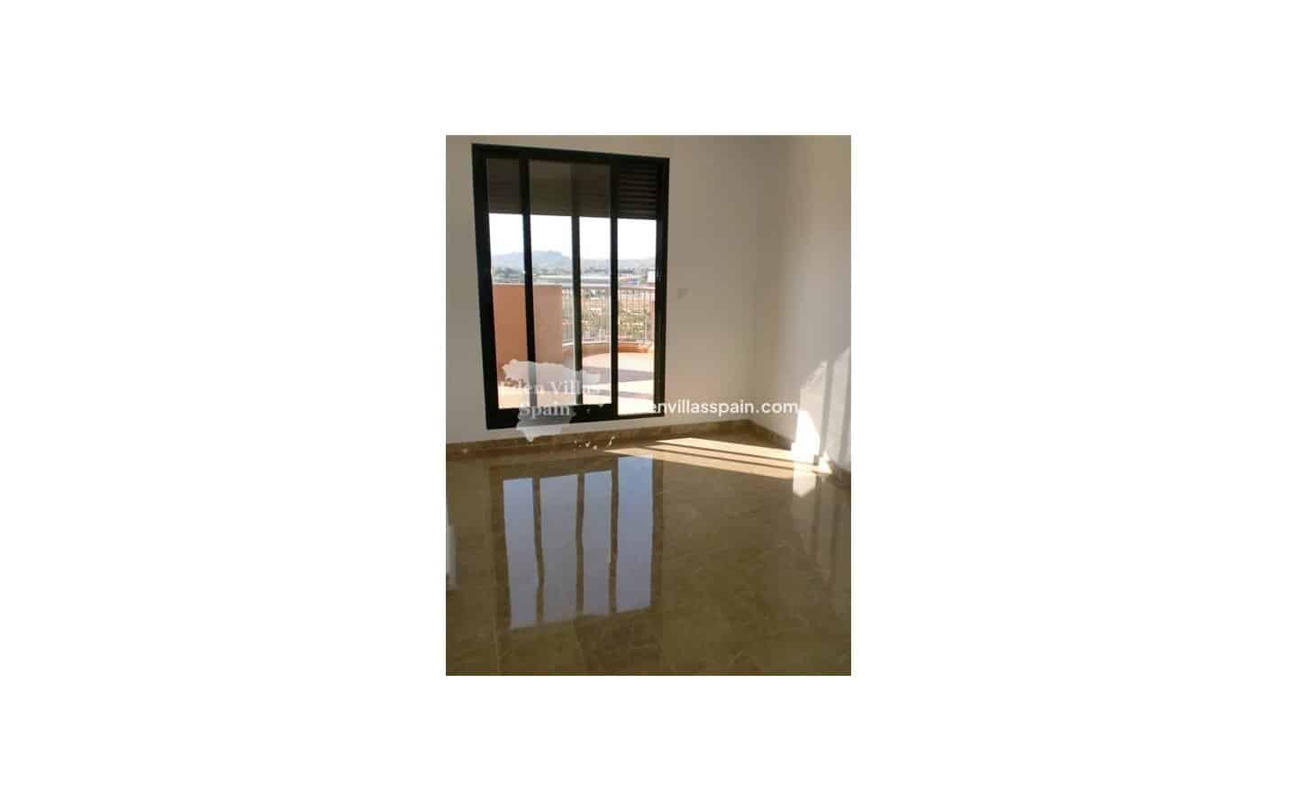 3 bedroom Penthouse for sale in Elche / Elx - € 420,000 (Ref: 9494847)