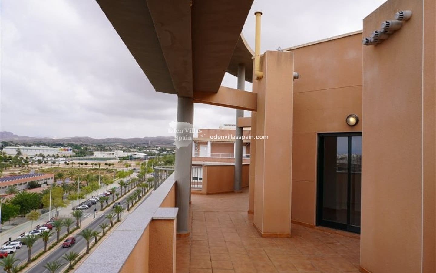 3 bedroom Penthouse for sale in Alicante / Alacant city with pool - € 420,000 (Ref: 9494848)