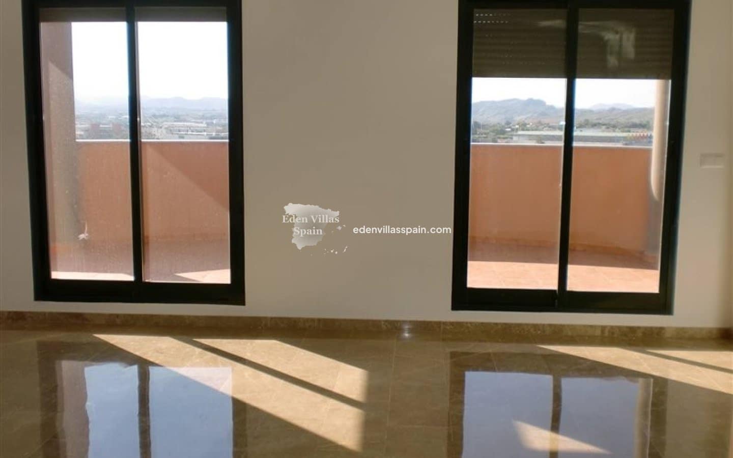 3 bedroom Penthouse for sale in Alicante / Alacant city with pool - € 420,000 (Ref: 9494848)