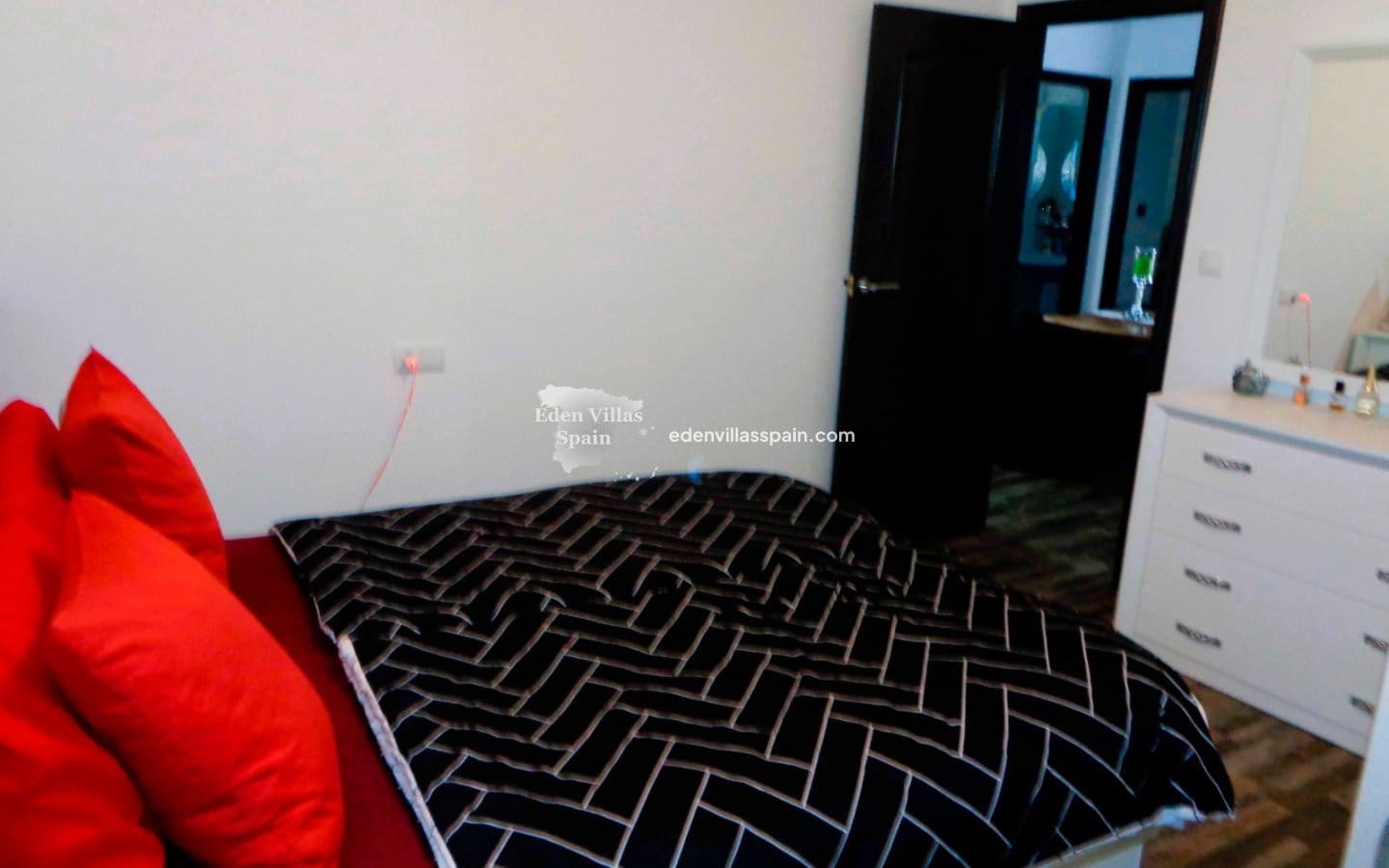 4 slaapkamer Finca/Landhuis te koop in Catral met zwembad - € 319.000 (Ref: 9502984)