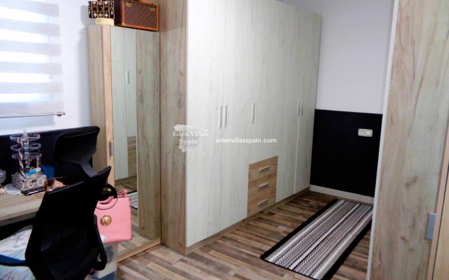 4 soveværelse Finca/Landehus til salg i Alicante by med swimmingpool - € 319.000 (Ref: 9502986)