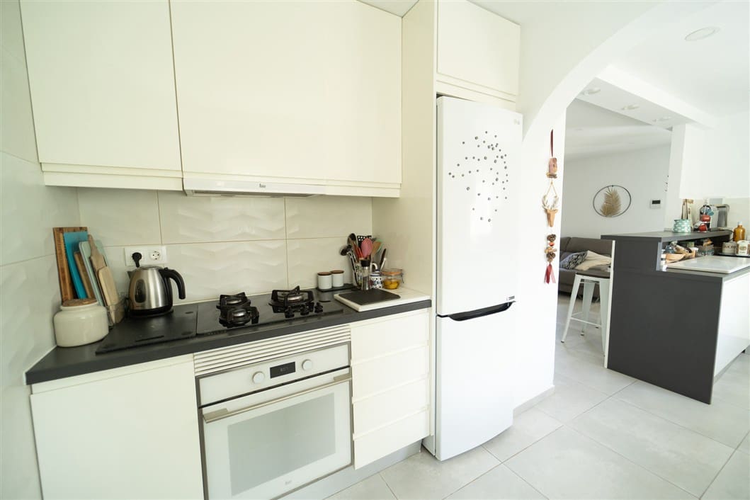 4 sypialnia Willa na sprzedaż w Miasto Alicante / Alacant z basenem - 495 000 € (Ref: 9524763)