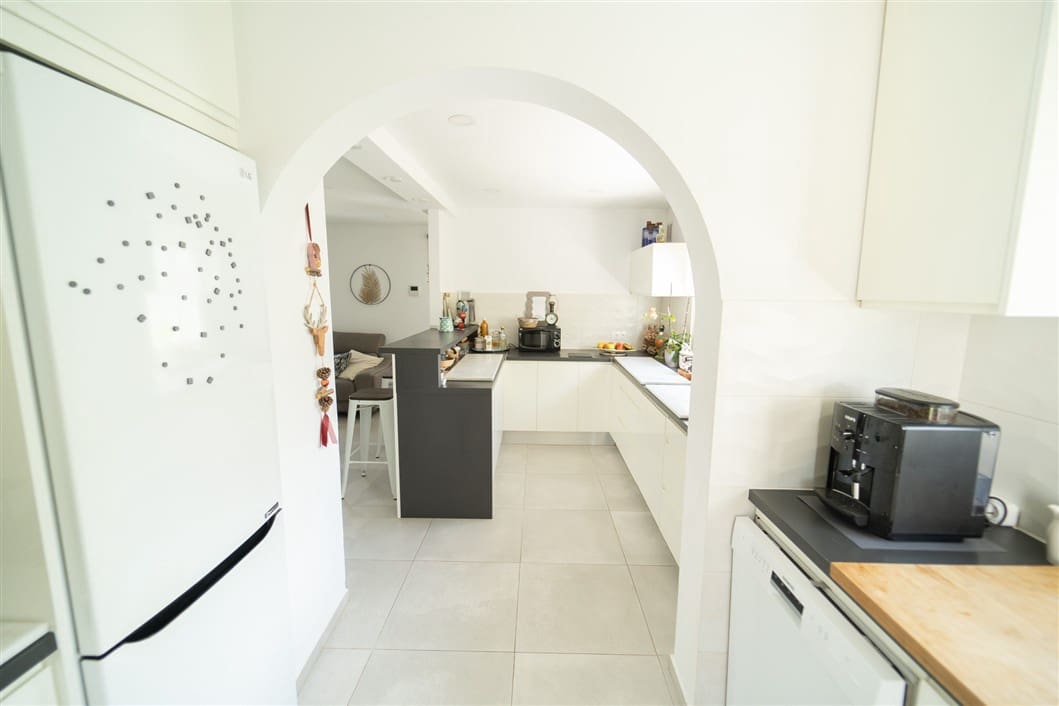 4 sypialnia Willa na sprzedaż w Miasto Alicante / Alacant z basenem - 495 000 € (Ref: 9524763)