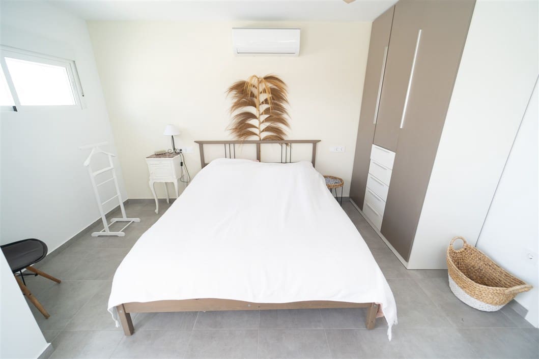 4 sypialnia Willa na sprzedaż w Miasto Alicante / Alacant z basenem - 495 000 € (Ref: 9524763)