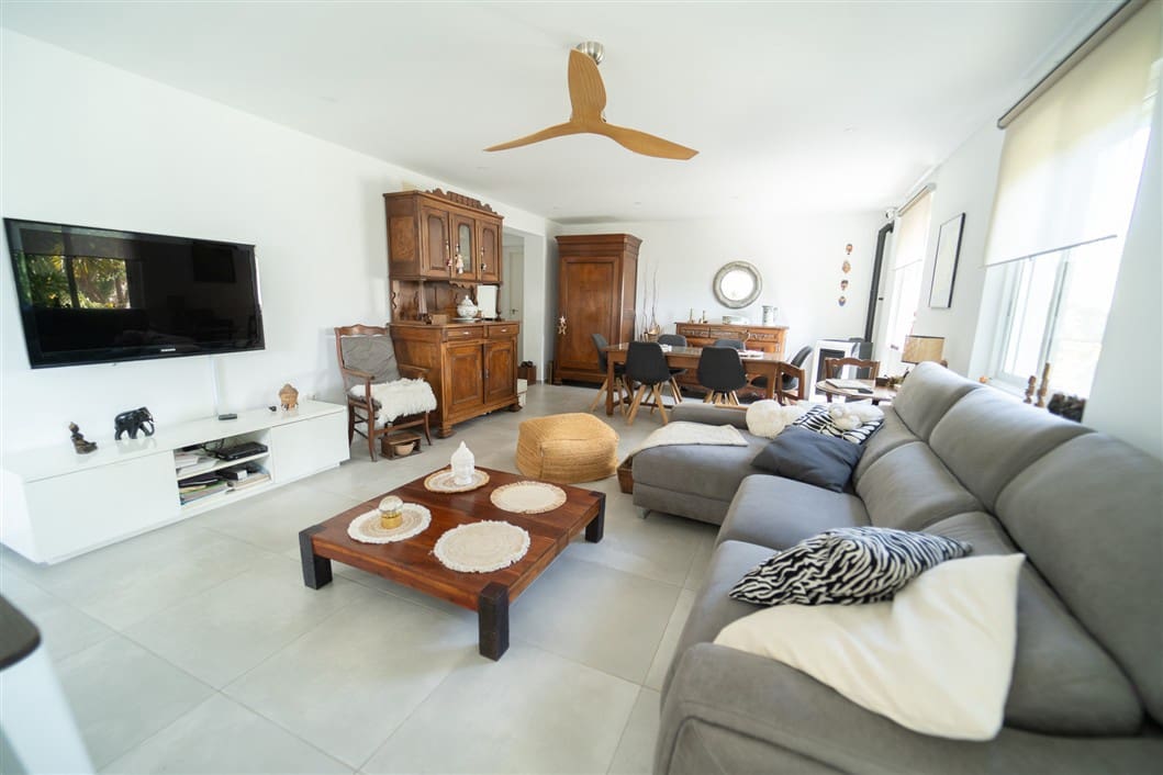 4 sypialnia Willa na sprzedaż w Miasto Alicante / Alacant z basenem - 495 000 € (Ref: 9524763)