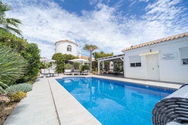 4 slaapkamer Villa te koop in Alicante stad met zwembad - € 495.000 (Ref: 9524763)