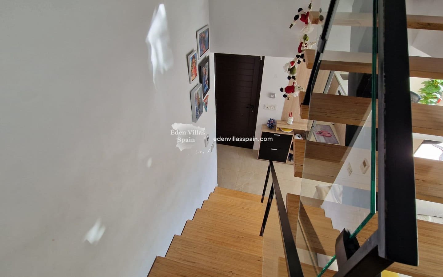 3 quarto Casa em Banda para venda em Daya Vieja com piscina - 459 995 € (Ref: 9528852)