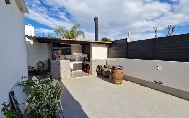 3 quarto Casa em Banda para venda em Daya Vieja com piscina - 459 995 € (Ref: 9528852)