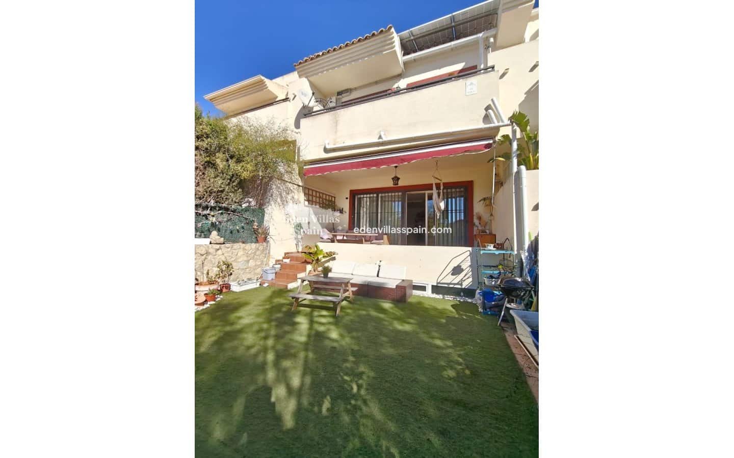 4 makuuhuone Omakotitalo myytävänä paikassa Elche / Elx mukana uima-altaan - 350 000 € (Ref: 9566256)