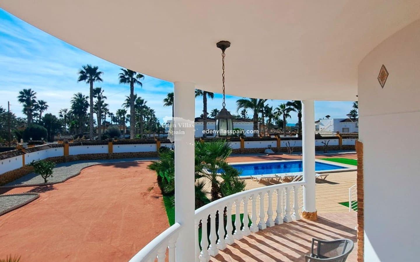 4 slaapkamer Finca/Landhuis te koop in Alicante stad met zwembad garage - € 430.000 (Ref: 9614293)