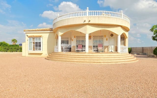 2 bedroom Finca/Country House for sale in Alicante / Alacant city - € 259,995 (Ref: 9634907)