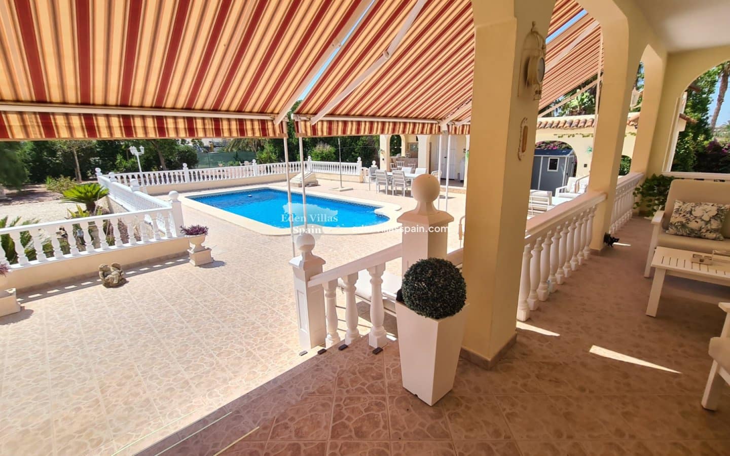 3 bedroom Finca/Country House for sale in Callosa de Segura with pool - € 450,000 (Ref: 9635050)