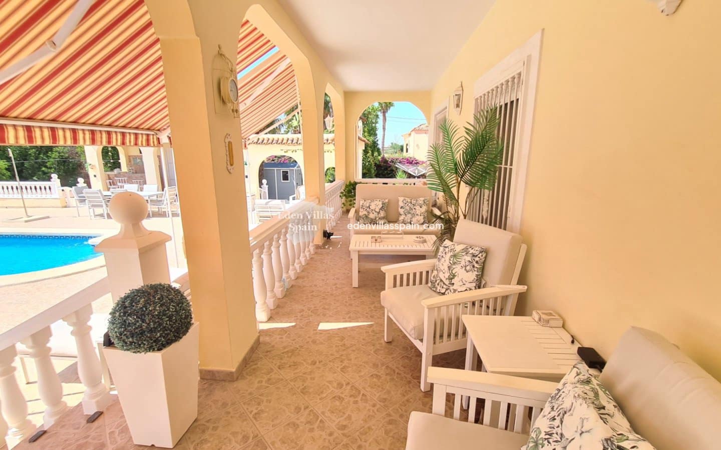 3 chambre Finca/Maison de Campagne à vendre à Catral avec piscine - 450 000 € (Ref: 9635051)