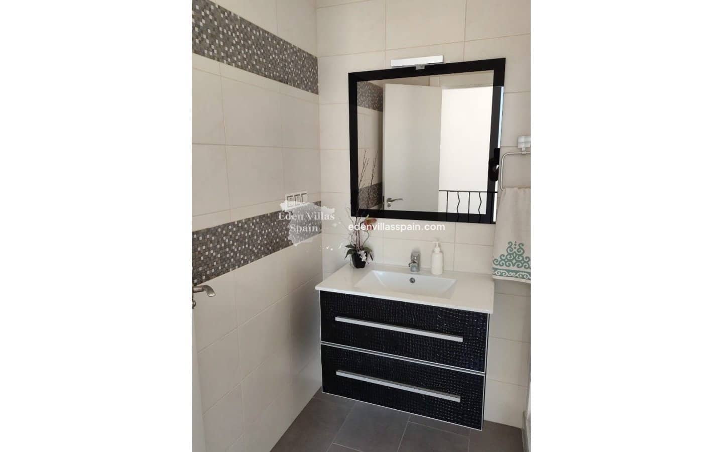 3 Zimmer Villa zu verkaufen in La Marina mit Pool - 399.000 € (Ref: 9652842)