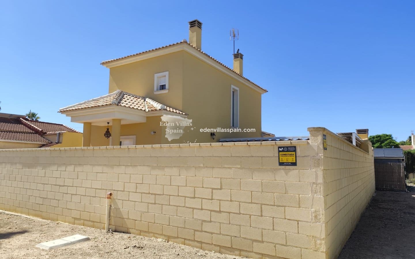 3 Zimmer Villa zu verkaufen in La Marina mit Pool - 399.000 € (Ref: 9652842)