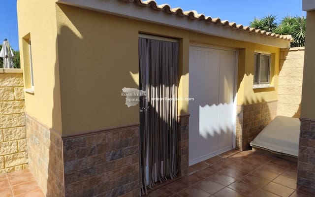 3 Zimmer Villa zu verkaufen in La Marina, Elche / Elx mit Pool - 399.000 € (Ref: 9652842)