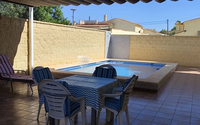 3 Zimmer Villa zu verkaufen in La Marina, Elche / Elx mit Pool - 399.000 € (Ref: 9652842)