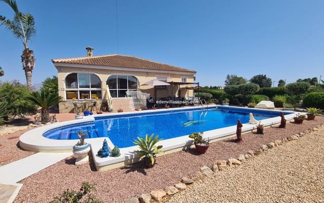 3 slaapkamer Villa te koop in Catral met zwembad - € 399.995 (Ref: 9653311)