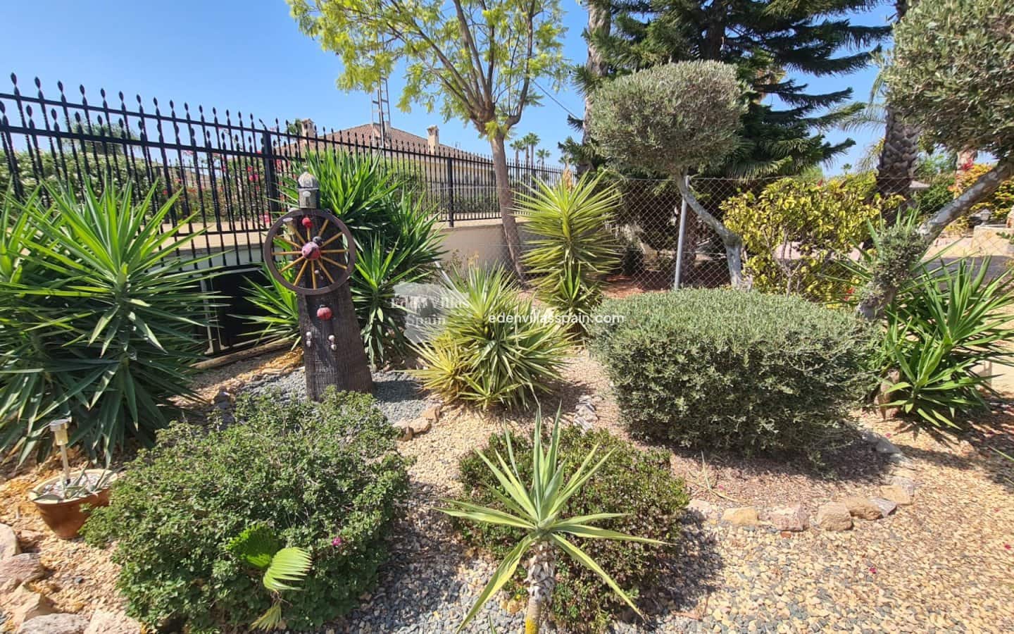 3 slaapkamer Villa te koop in Catral met zwembad - € 399.995 (Ref: 9653311)