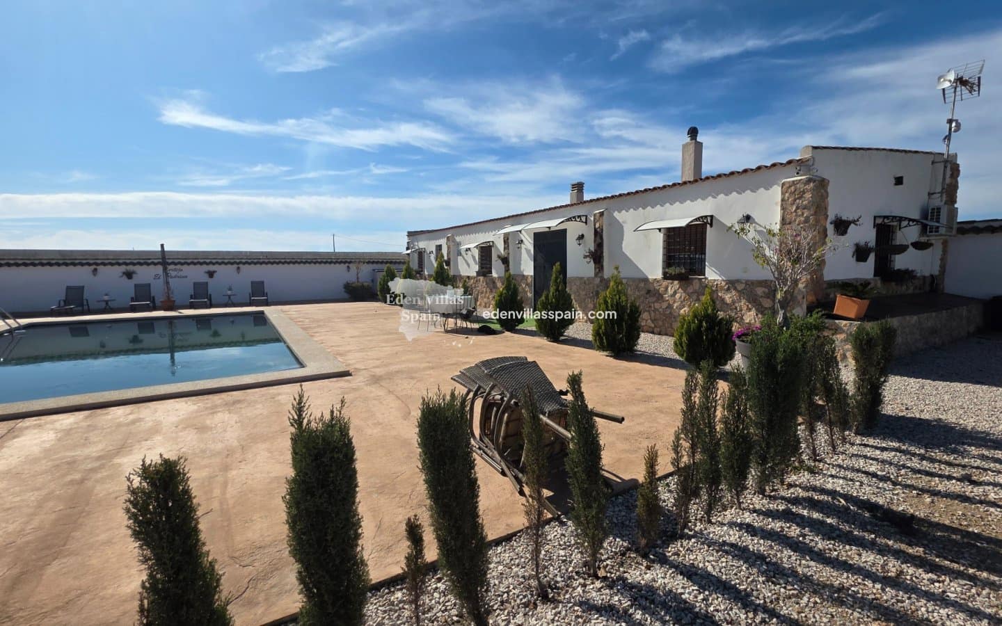7 bedroom Villa for sale in San Fulgencio with pool - € 1,250,000 (Ref: 9669290)
