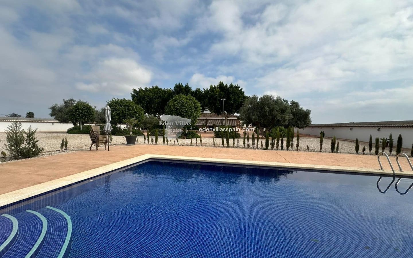 7 bedroom Villa for sale in San Fulgencio with pool - € 1,250,000 (Ref: 9669290)