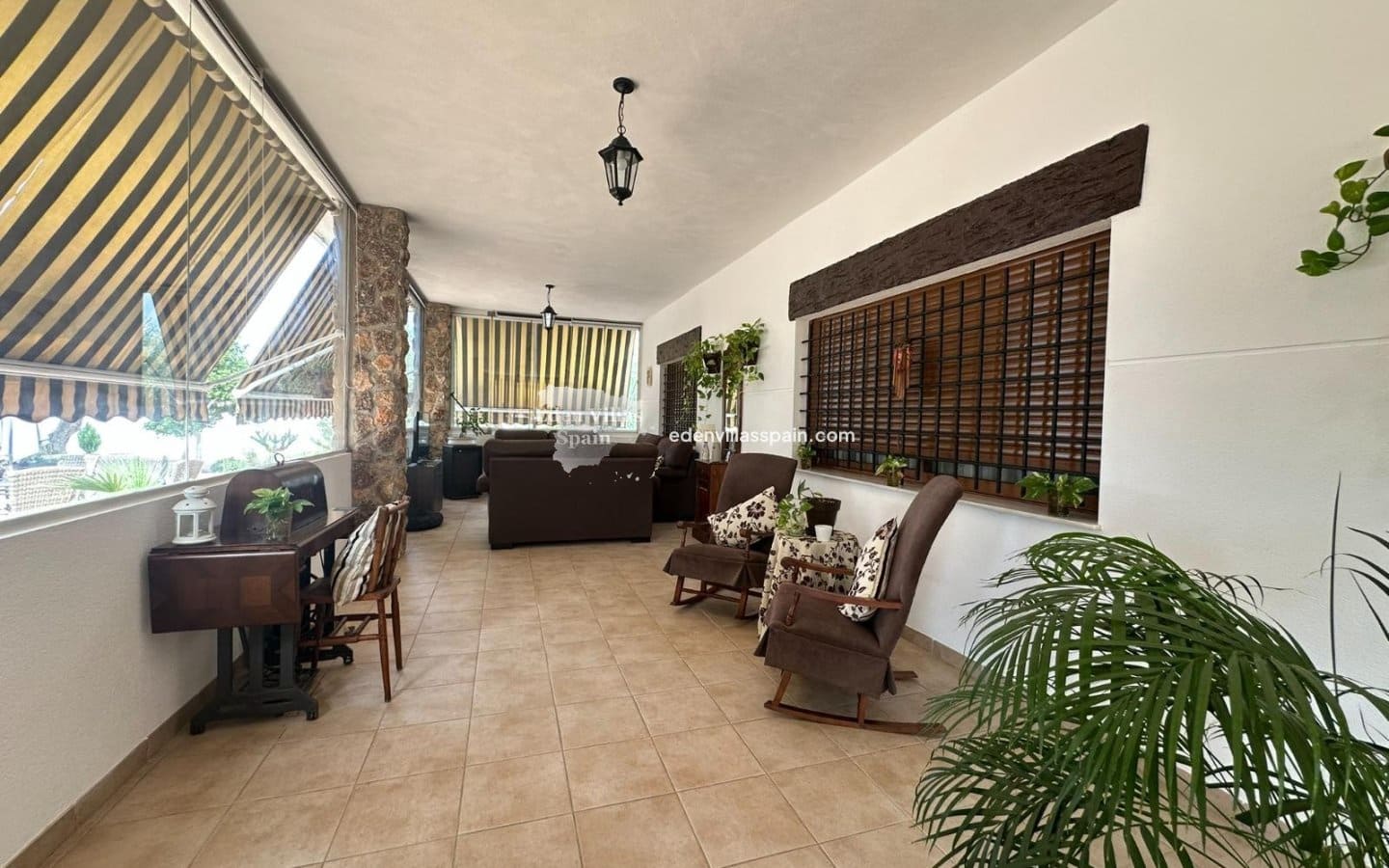 7 bedroom Villa for sale in San Fulgencio with pool - € 1,250,000 (Ref: 9669290)